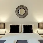 Sunny House - Bright 2 Bedroom W/ Office דירה *