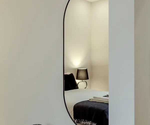 Sunny House - Bright 2 Bedroom W/ Office * Lisboa