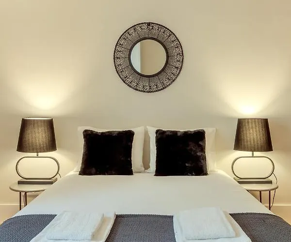 Sunny House - Bright 2 Bedroom W/ Office * Lisboa