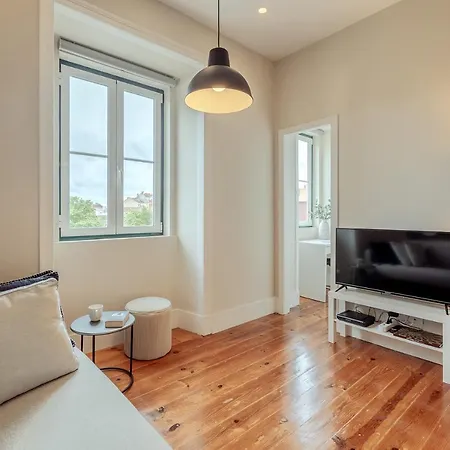 Sunny House - Bright 2 Bedroom W/ Office Lizbona